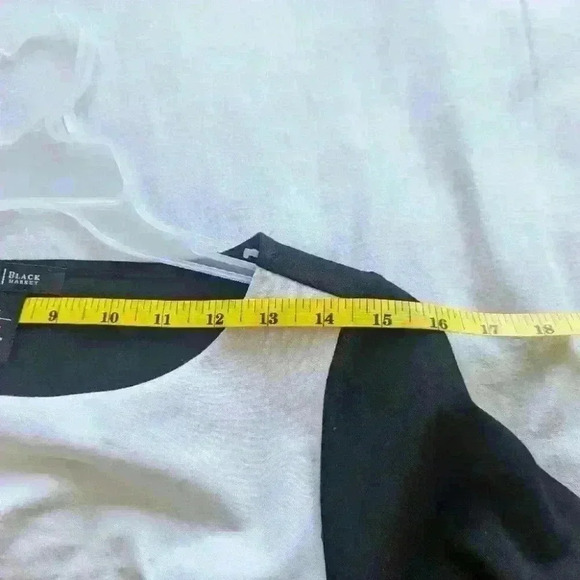 White House Black Market Dress - size Medium in  excellent condition - Picture 3 of 8